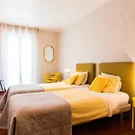 Charming 2-Bedroom Apartment In The City Centre
